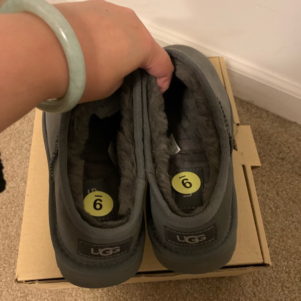 UGG Women's Charcoal Slippers - Picture 5 of 9